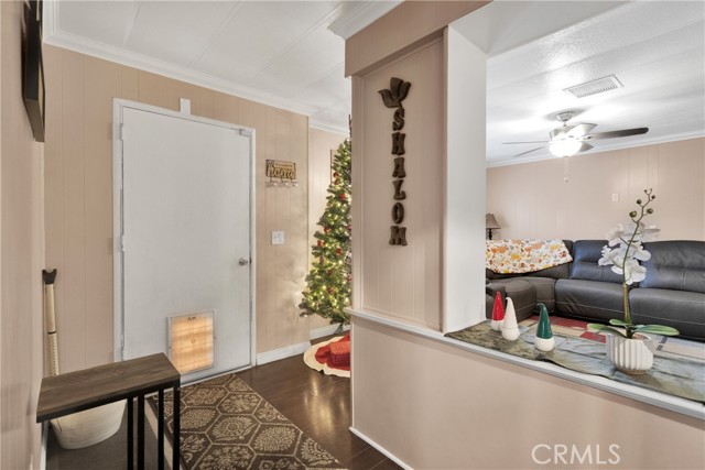 Detail Gallery Image 13 of 29 For 22828 Bear Valley Rd #30,  Apple Valley,  CA 92308 - 3 Beds | 2 Baths