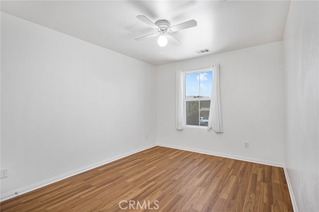 Detail Gallery Image 20 of 45 For 89 Muir Woods Rd, Perris,  CA 92570 - 5 Beds | 2/1 Baths