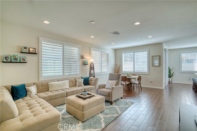 Detail Gallery Image 13 of 60 For 14693 Marquette Ave, Chino,  CA 91710 - 3 Beds | 2/1 Baths