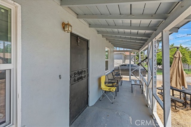 Detail Gallery Image 4 of 19 For 24976 7th St, San Bernardino,  CA 92410 - 2 Beds | 1 Baths