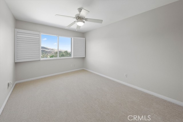 20104 Gina Court, Saugus CA: https://media.crmls.org/medias/359fd829-c84b-42e3-9081-3f3fb5a20bb0.jpg