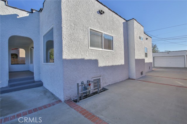 1818 W 64th Street, Los Angeles, CA, 90047 1818 W 64th Street, Los Angeles, CA, 90047