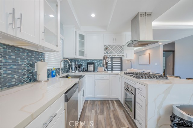 6436 Day Street, Tujunga CA: https://media.crmls.org/medias/35a181e9-868b-42c7-ac12-a1539146d218.jpg