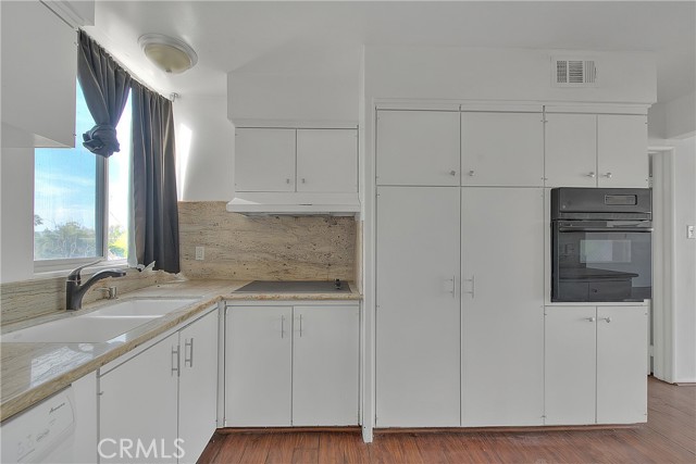 Detail Gallery Image 15 of 40 For 6979 Palm Ct, Riverside,  CA 92506 - 2 Beds | 2 Baths