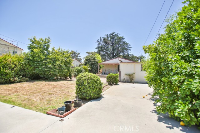 1012 S Sierra Vista Avenue, Alhambra CA: https://media.crmls.org/medias/35a263df-a75c-4177-8046-50183d9d7b2d.jpg