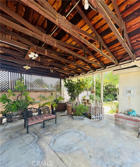 619 E H Street, Ontario CA: https://media.crmls.org/medias/35a2b585-460a-4e3d-bdf4-091122b09ecf.jpg
