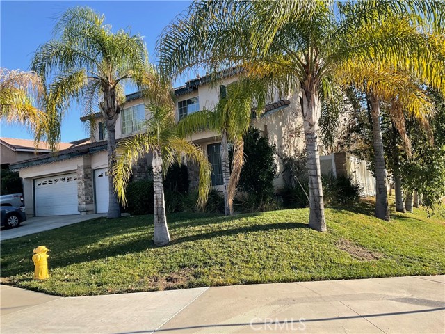 Detail Gallery Image 2 of 52 For 12170 Franklin St, Moreno Valley,  CA 92557 - 5 Beds | 3 Baths