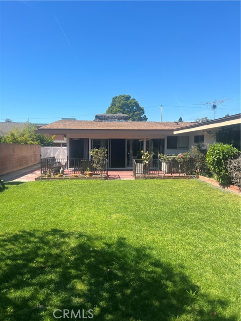 Image 4 of 45 For 6732 Wooster Avenue