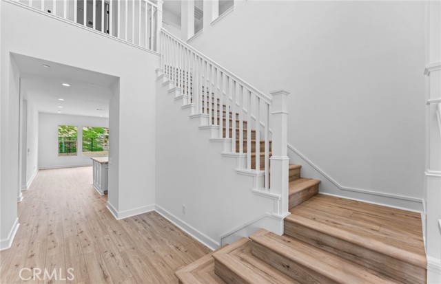 Detail Gallery Image 29 of 49 For 11763 Quailrun Ct, Chatsworth,  CA 91311 - 5 Beds | 5/1 Baths