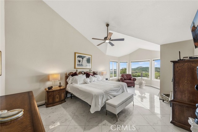 Detail Gallery Image 33 of 61 For 27 Mirador, Irvine,  CA 92612 - 3 Beds | 2/1 Baths