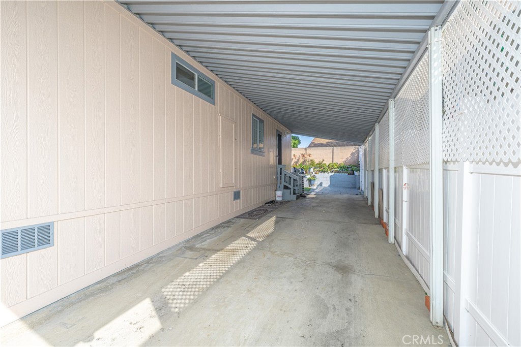 MLS #OC25247907 image #21