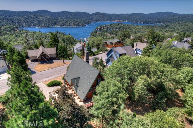 Detail Gallery Image 37 of 70 For 28938 Mammoth Dr, Lake Arrowhead,  CA 92352 - 3 Beds | 2/1 Baths