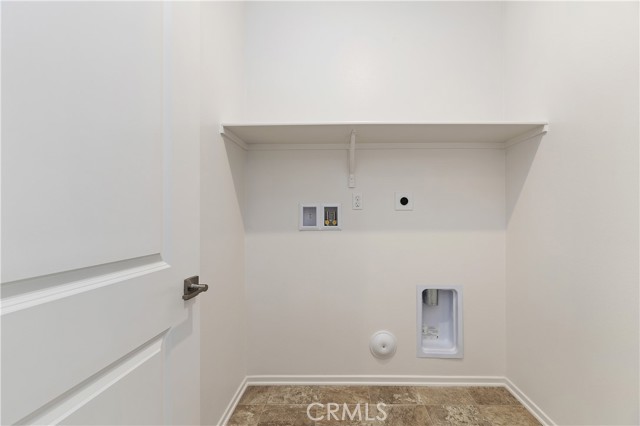 Detail Gallery Image 14 of 19 For 16139 Spicebush Ln, Chino,  CA 91708 - 3 Beds | 3/1 Baths