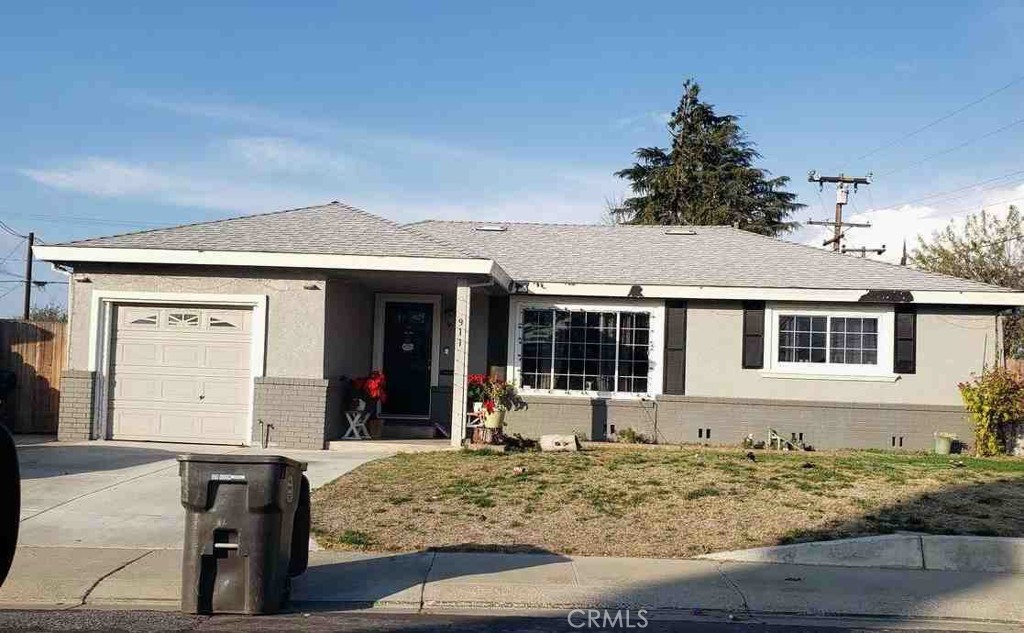 911 Aldwina Lane, Manteca, CA 95336