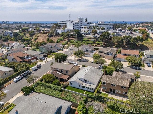 Detail Gallery Image 38 of 46 For 19332 Tomlee Ave, Torrance,  CA 90503 - 3 Beds | 2 Baths