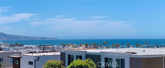 1820 Manhattan Avenue, Hermosa Beach, California 90254, 5 Bedrooms Bedrooms, ,6 BathroomsBathrooms,Residential,Sold,Manhattan,SB22093926