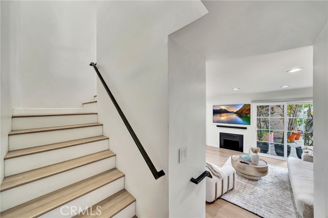 Detail Gallery Image 16 of 42 For 14727 Magnolia Bld #126,  Sherman Oaks,  CA 91403 - 2 Beds | 2/1 Baths