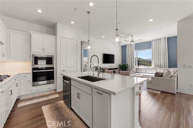 Detail Gallery Image 19 of 35 For 11907 Greenpeak St, Corona,  CA 92883 - 2 Beds | 2 Baths
