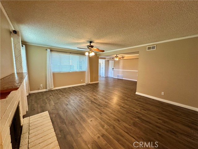 Detail Gallery Image 11 of 52 For 416 E Thornton Ave, Hemet,  CA 92543 - 2 Beds | 2 Baths