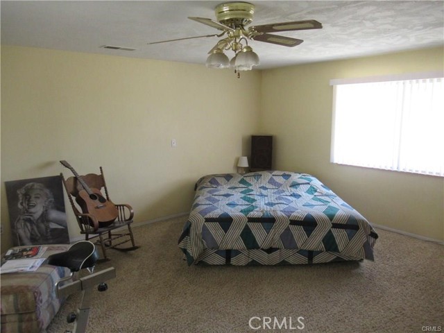 Detail Gallery Image 10 of 20 For 12255 Mesquite, Oak Hills,  CA 92344 - 2 Beds | 1 Baths