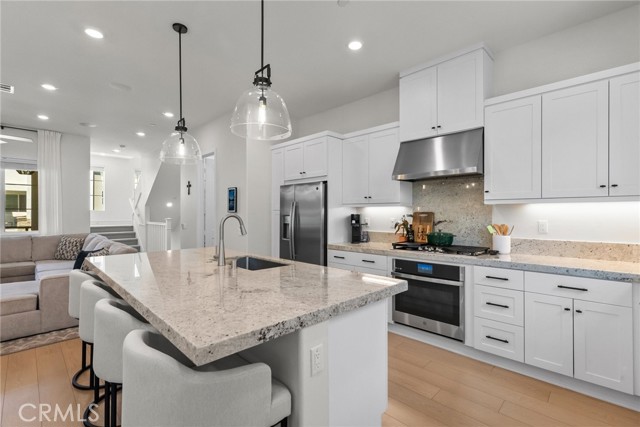 Image 13 of 43 For 27411 Arborview Lane