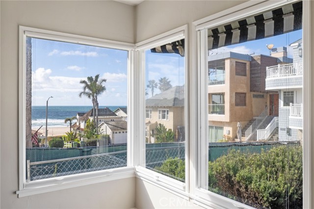 128 8th Street, Manhattan Beach, California 90266, ,Residential Income,Sold,8th Street,SB24030731