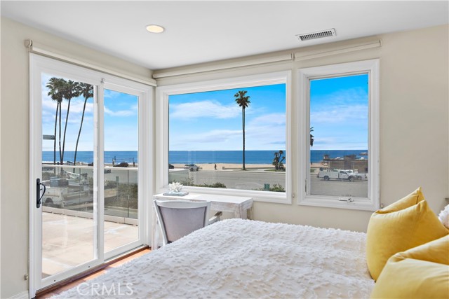 Detail Gallery Image 17 of 30 For 3036 Breakers Dr, Corona Del Mar,  CA 92625 - 3 Beds | 2 Baths