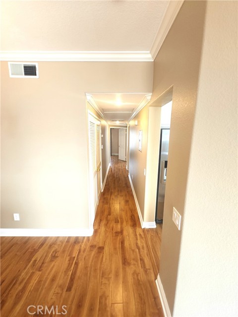 Detail Gallery Image 13 of 23 For 1095 S San Marino Way, Anaheim,  CA 92808 - 3 Beds | 2 Baths