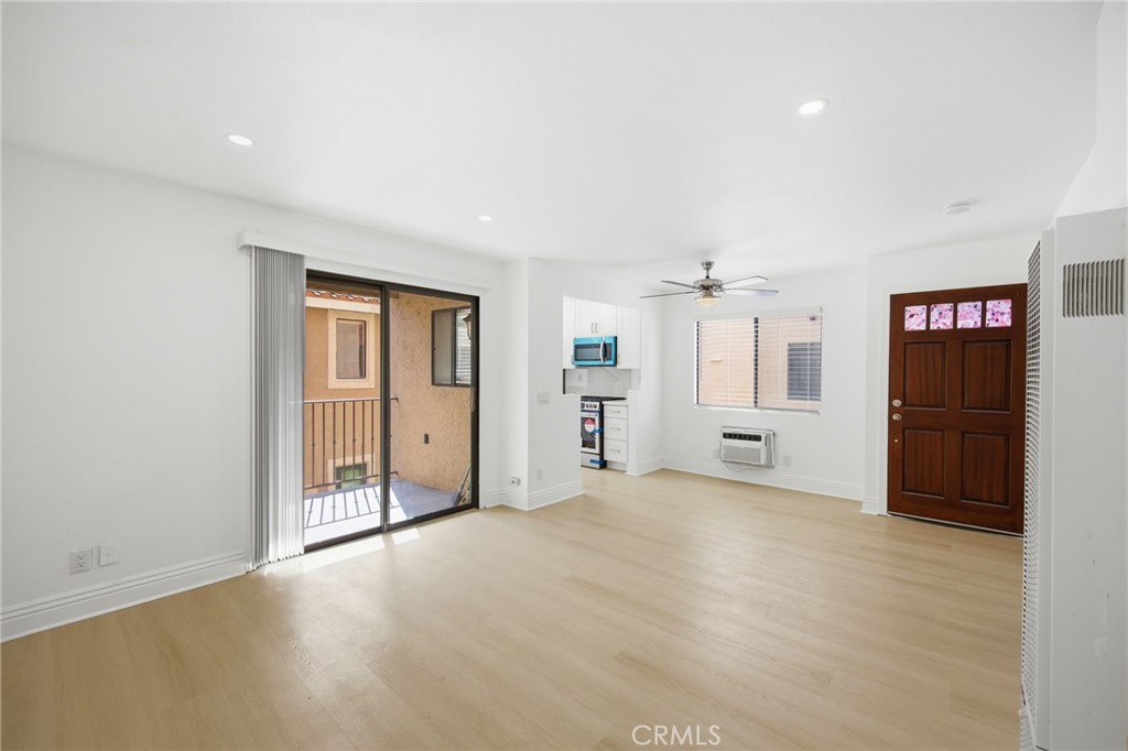 10174 Camino Ruiz - photo 10