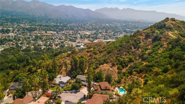 Detail Gallery Image 28 of 30 For 3616 Mesa Lila Ln, Glendale,  CA 91208 - 5 Beds | 3/1 Baths