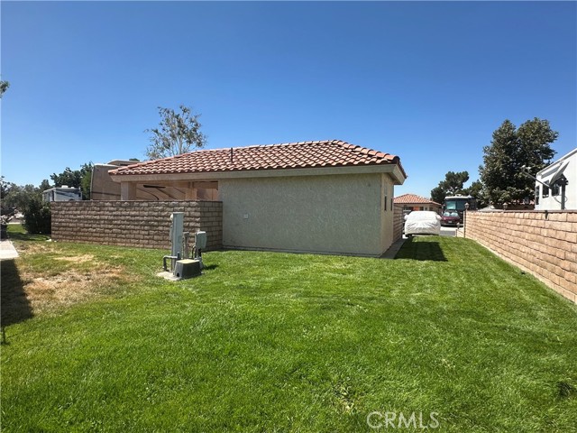 Detail Gallery Image 8 of 36 For 11555 Wedgewood Dr, Apple Valley,  CA 92308 - – Beds | – Baths