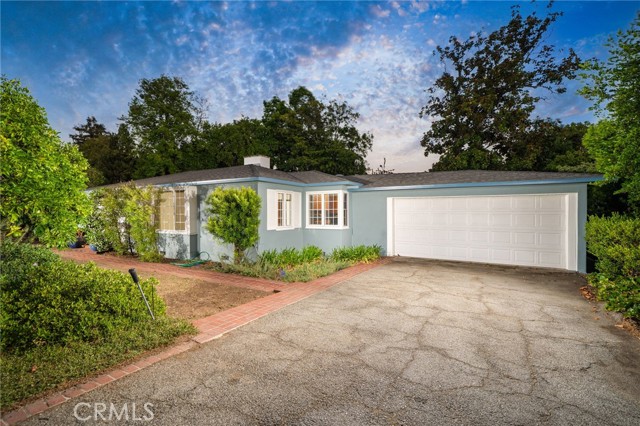644 W 10th Street, Claremont CA: https://media.crmls.org/medias/35ad3b1d-55d1-42a9-b5ef-5d59ba7416ba.jpg