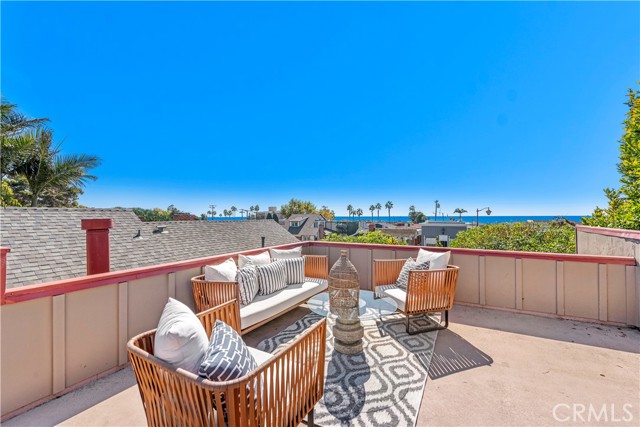 1436 Glenneyre St, Laguna Beach, CA 92651