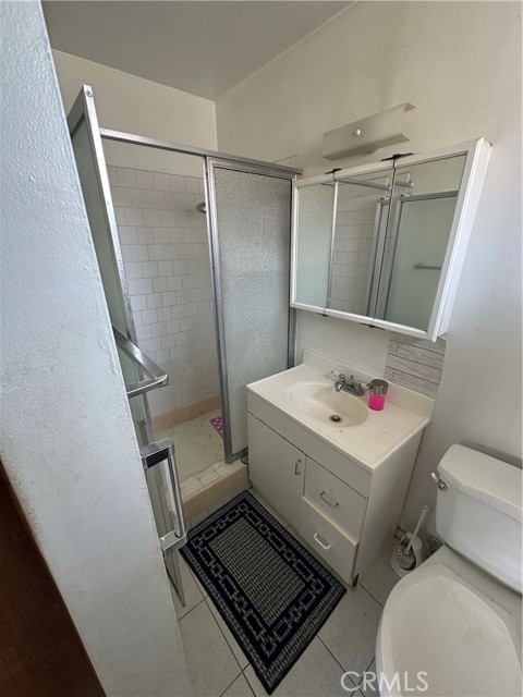 6343 Tournament Drive, Jurupa Valley CA: https://media.crmls.org/medias/35ae8cc8-e37d-46fa-a5ef-5799454c671b.jpg