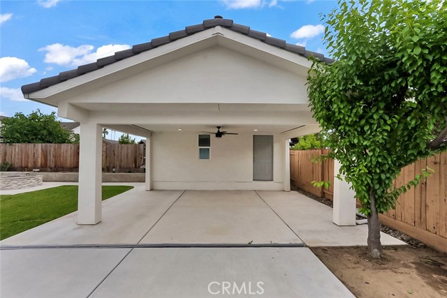 Detail Gallery Image 4 of 33 For 3716 Georgeann, Ceres,  CA 95307 - 3 Beds | 2 Baths