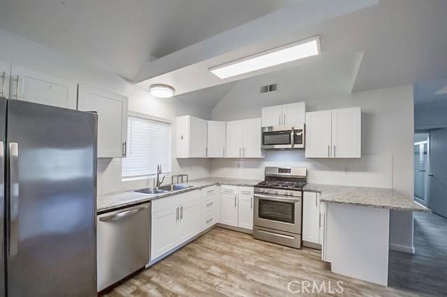 Detail Gallery Image 5 of 31 For 1281 Ravenshoe Way, Chico,  CA 95973 - 4 Beds | 2/1 Baths