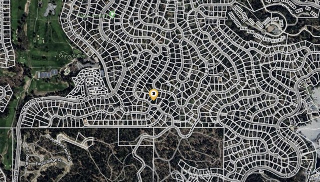 Detail Gallery Image 2 of 5 For 161 Golf Course Rd, Lake Arrowhead,  CA 92352 - – Beds | – Baths