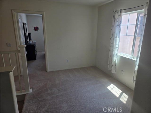 17620 Comfrey Drive, San Bernardino CA: https://media.crmls.org/medias/35b1da66-3195-4b28-805d-a91caca6386a.jpg