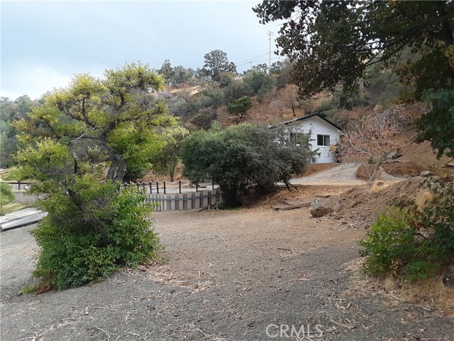 Detail Gallery Image 7 of 30 For 10098 Crestview Dr, Clearlake,  CA 95424 - 2 Beds | 1 Baths