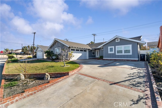 Detail Gallery Image 2 of 31 For 5952 Padua Dr, Huntington Beach,  CA 92649 - 3 Beds | 2 Baths