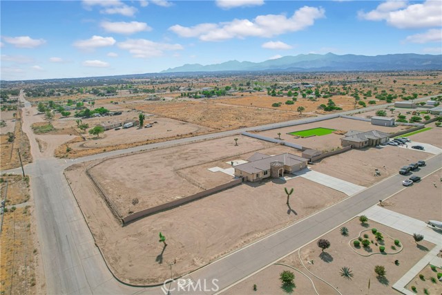 Detail Gallery Image 36 of 44 For 10077 Silver Palm Dr, Oak Hills,  CA 92344 - 4 Beds | 4 Baths