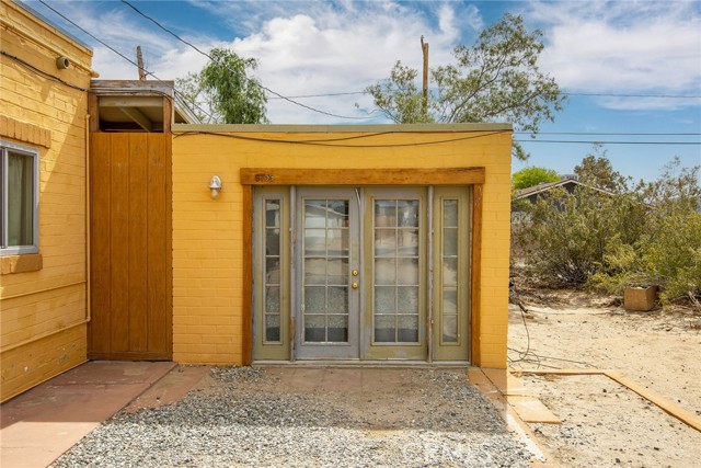Detail Gallery Image 3 of 29 For 6155 Cahuilla Ave, Twentynine Palms,  CA 92277 - 2 Beds | 1 Baths