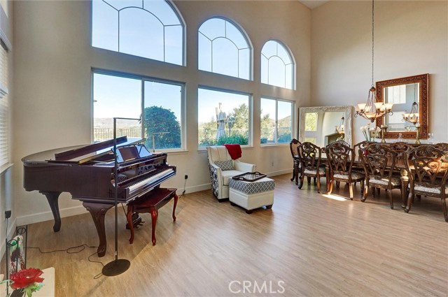 Detail Gallery Image 7 of 47 For 14079 Stagecoach, Moorpark,  CA 93021 - 3 Beds | 4 Baths