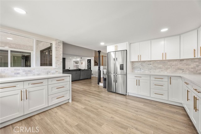 Detail Gallery Image 16 of 38 For 25311 Pike Rd, Laguna Hills,  CA 92653 - 4 Beds | 3/1 Baths