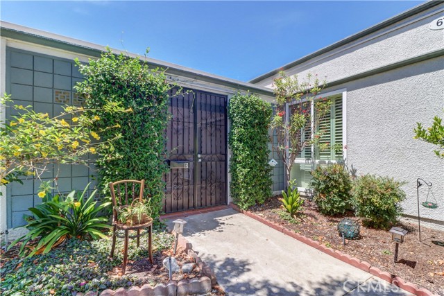 Detail Gallery Image 1 of 35 For 679 via Alhambra #D,  Laguna Woods,  CA 92637 - 2 Beds | 1 Baths