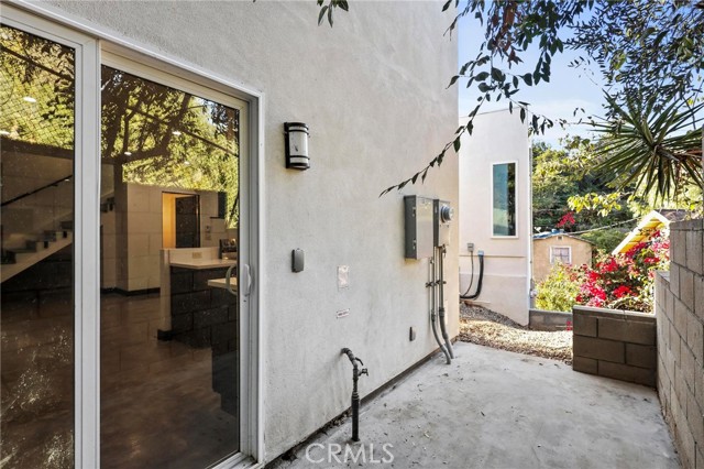 Detail Gallery Image 22 of 74 For 1106 1106 1/2 Geraghty Avenue, Los Angeles,  CA 90063 - 2 Beds | 2/2 Baths