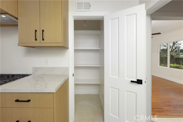 Detail Gallery Image 16 of 37 For 10703 Woodruff Ave, Downey,  CA 90241 - 3 Beds | 2 Baths
