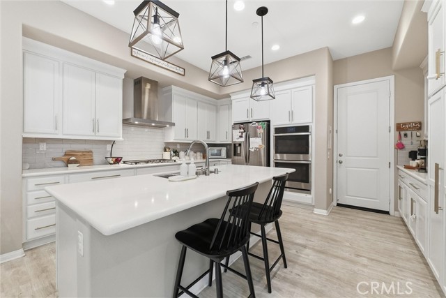 Detail Gallery Image 8 of 40 For 155 Spectacle, Irvine,  CA 92618 - 4 Beds | 3 Baths