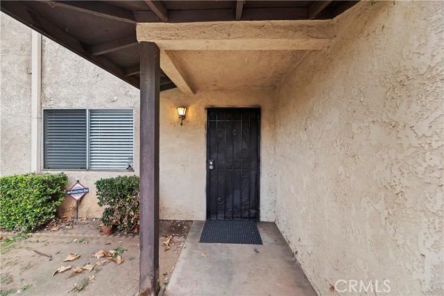 Detail Gallery Image 4 of 26 For 12198 Orchid Ln #C,  Moreno Valley,  CA 92557 - 2 Beds | 1/1 Baths