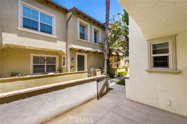 544 S Casita Street, Anaheim CA: https://media.crmls.org/medias/35b7bd2c-000c-4b21-b01c-0c7867a1a746.jpg